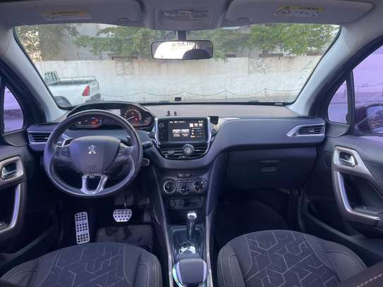 Peugeot 2008 2017 image 7
