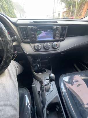 TOYOTA RAV 4 2018 image 8