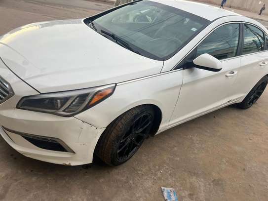 hyundai sonata image 4