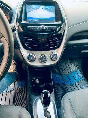 Chevrolet spark image 7