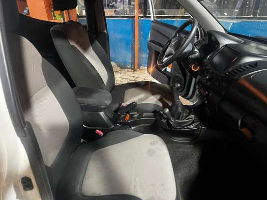 MITSUBISHI L200 2016 image 6