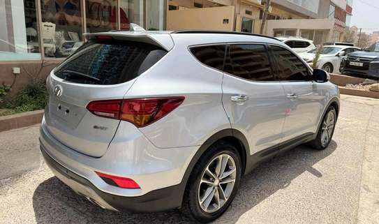 HYUNDAI SANTA FE 2017 image 7
