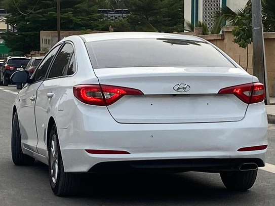 Hyundai sonata 2016 image 1