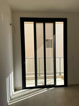 Appartement f4 à louer aux almadies image 9