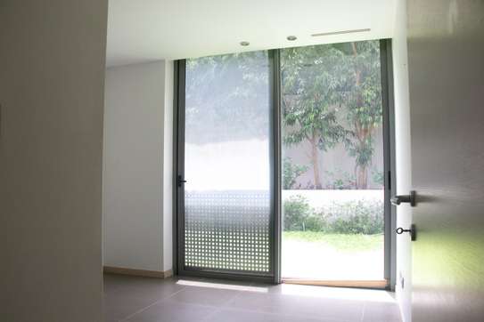 Appartement à louer - Fann Résidence Océan Drive image 14