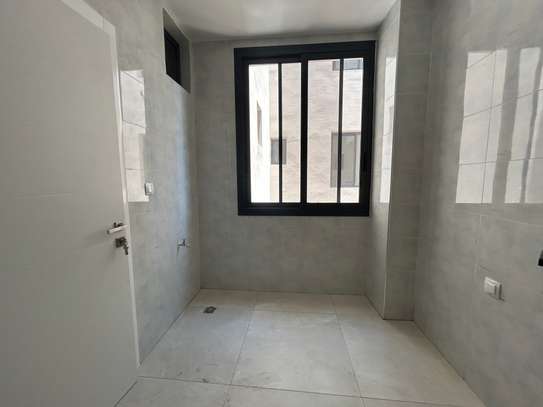 Bel appartement aux Almadies proche Casino Dakar City image 4