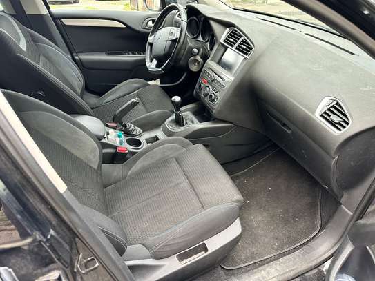 Citroen C4 année 2015 image 2
