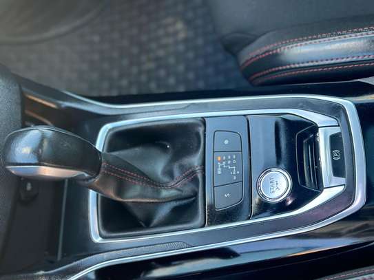 Peugeot 2008  2016 image 5