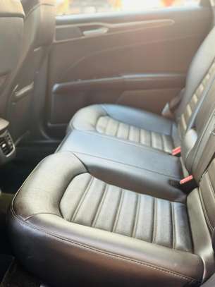 Location de Ford Fusion image 12