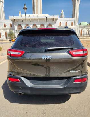 Jeep Cherokee Sport 2016 image 13