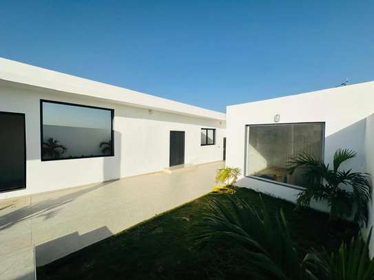 Villa à vendre à Sinthiou Mbadane sérère extension image 5