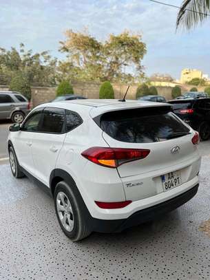 HYUNDAI TUCSON 2017 image 8