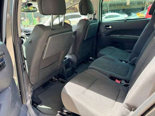 LOCATION DE VOITURE PEUGEOT 5008 image 2