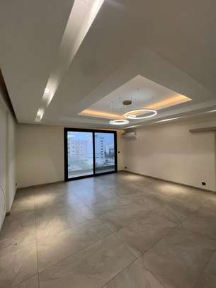 Appartement F4 à louer au Plateau image 1