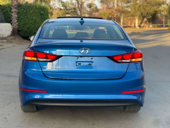 Hyundai Elantra 2017 venant full option image 15