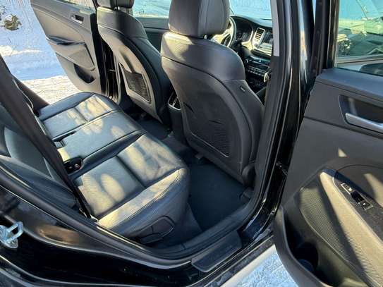 HYUNDAI TUCSON 2017 FULL OPTION image 6