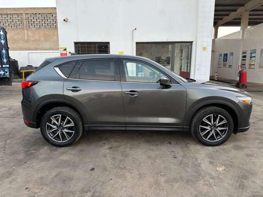 Mazda CX5 image 4