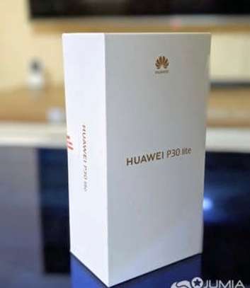 Huawei p30 Lite 129go scellé image 1