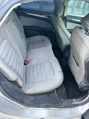 Ford fusion image 11