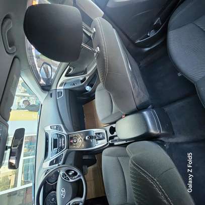 Hyundai  elantra 2016 vena déja dédouoinne image 3