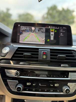 BMW X3 Drive 30i 2020 image 9