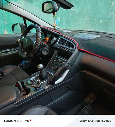 Peugeot boîte manuelle intérieur cuir noir image 3