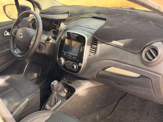 RENAULT QM3 2018 image 11