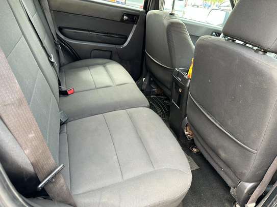 Ford escape image 6