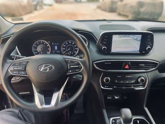 Hyundai santafe 2019 image 6