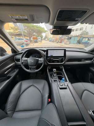 TOYOTA GRAND HIGHLANDER 2024 image 9
