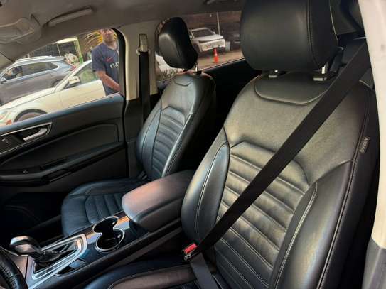 Ford Edge Titanium 2016 image 10