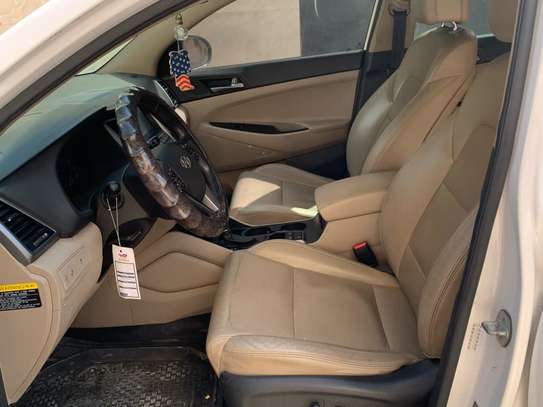 Hyundai Tucson image 7