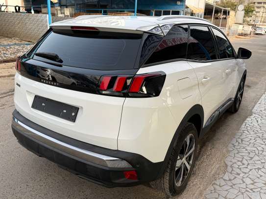 Peugeot 3008 2018 image 3
