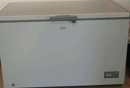 CONGÉLATEUR BEKO HORIZONTAL 550 LITRES CF380S image 1