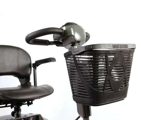 Scooter électrique 4 roues pour personne avec handicap image 3