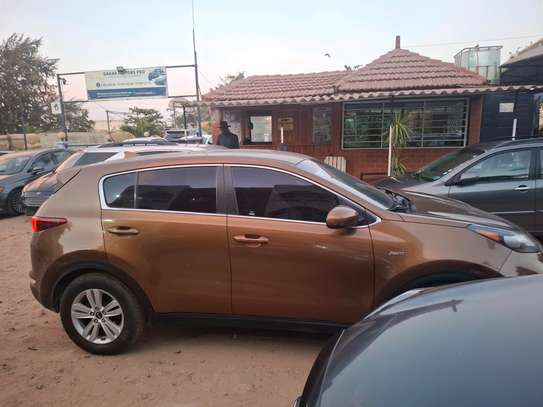 Kia sportage image 4