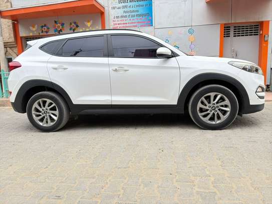 HYUNDAI TUCSON *EVGT* 2017 image 9