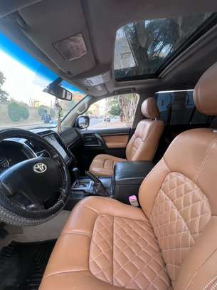 Toyota LAND cruiser v6 2009 image 7