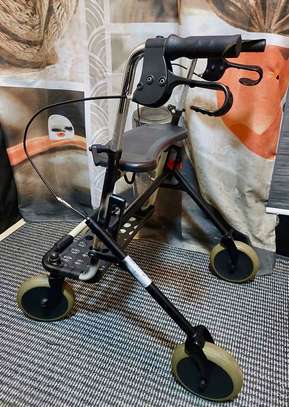 Déambulateur Drive - Aide à la mobilité image 3