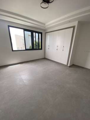 Appartement f6 à louer à la cité africaine image 15