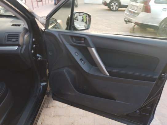 SUBARU FORESTER image 5