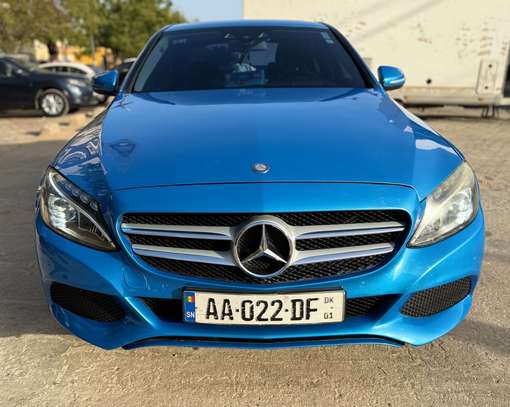 MERCEDES BENZ C220 , 2015 image 1