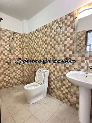 À Louer – Appartement F3 image 12