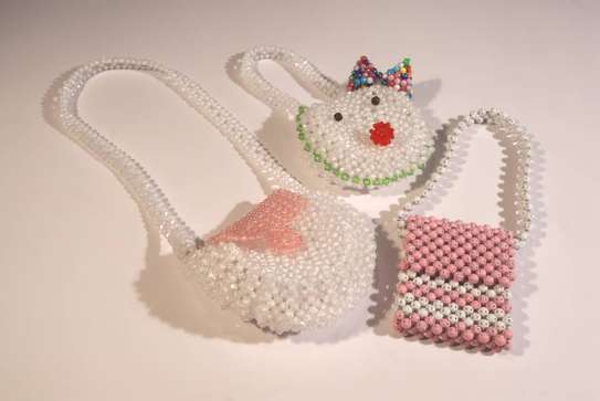SACS ET POCHETTES image 1