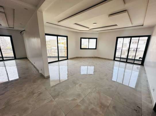 PENTHOUSE DE 300 m2 A NGOR image 8