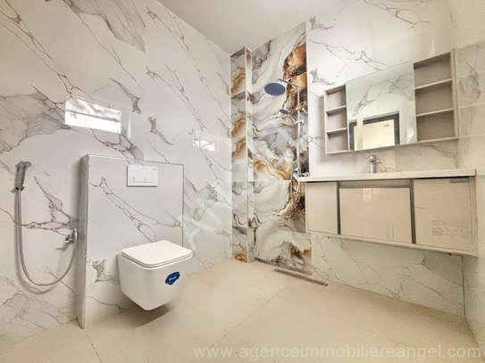 Ref_2928_GL Beaux F4 neufs à louer à Sacré-Cœur 3 image 14