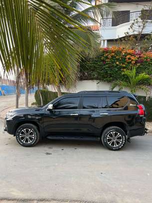 TOYOTA PRADO Land Cruiser image 7