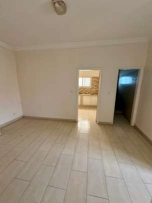 Appartement à louer Sipres 1 en face hypermarché exclusif image 10