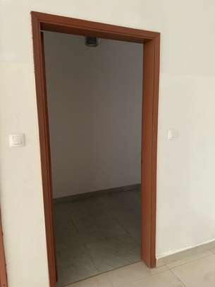 Appartement F4 a louer gibraltar 2 coté gendarmerie image 7