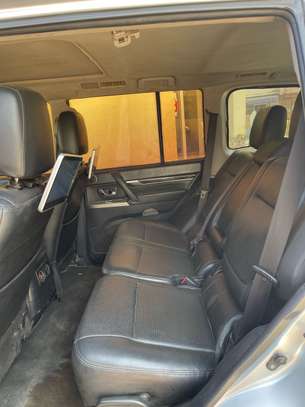 mitsubishi pajero image 14